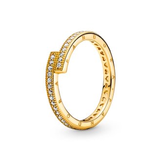 Sparkling Overlapping Ring