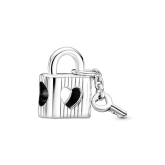790095C01 - Sterling silver charm
