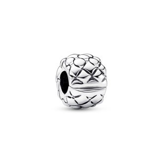 792746C00 - Sterling silver charm