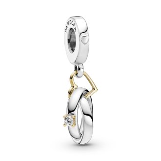 799319C01 - Sterling silver charm