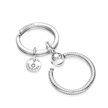 Pandora Moments Charm Keyring | Official Pandora™ Malta