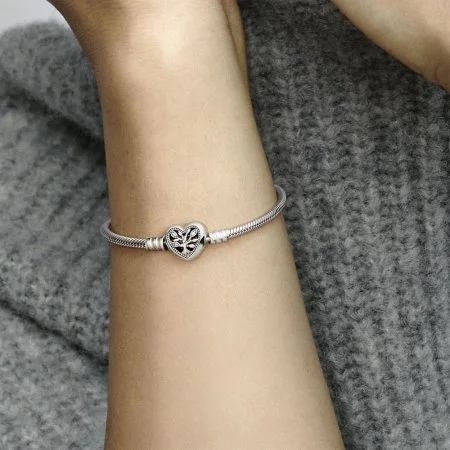 Pandora twisted heart bracelet 2025