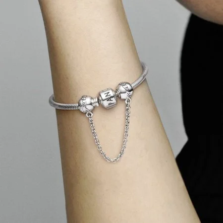 Family Forever Safety Chain Charm Official Pandora Malta