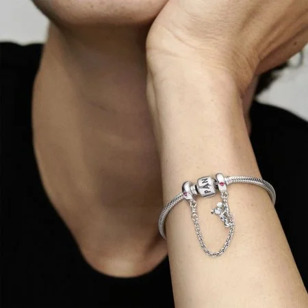 Pandora disney climbing mickey safety chain sales